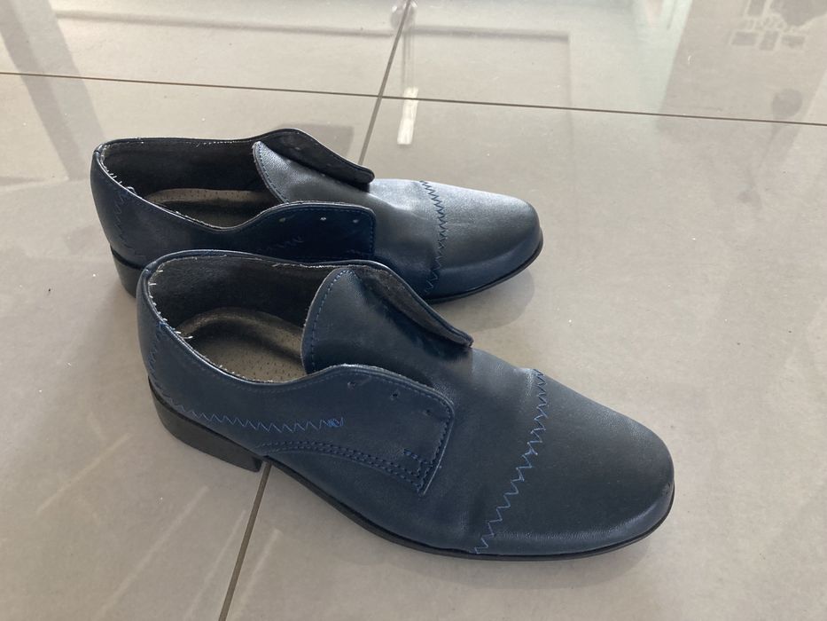 Pantofle dla chlopca o rozmiarze 29