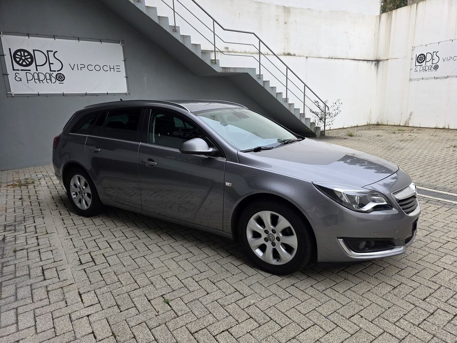 Opel Insignia Sports Tourer Executive GPS 1.6CDTI 136CV CX6 - Garantia