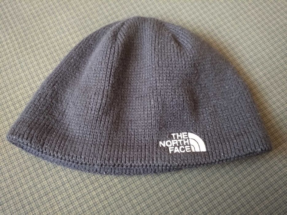 czarna czapka zimowa the north face dobry stan duzo zdjec