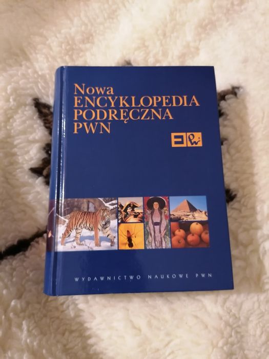 Nowa encyklopedia podręczna PWN