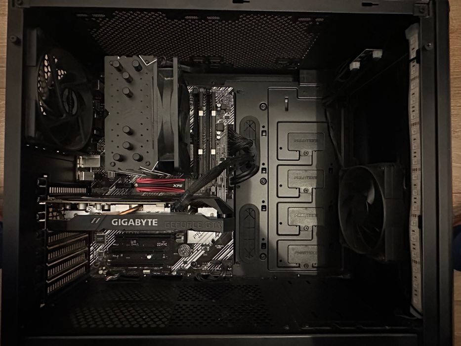 Komputer stacjonarny