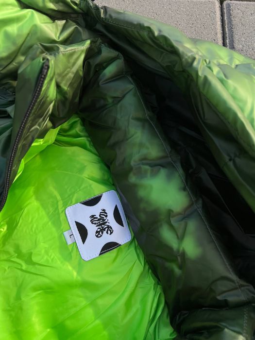 ‼️ЦІНУ ЗНИЖЕНО‼️ Пуховик Mertra (реагує на дотик,змінює колір,мертра)