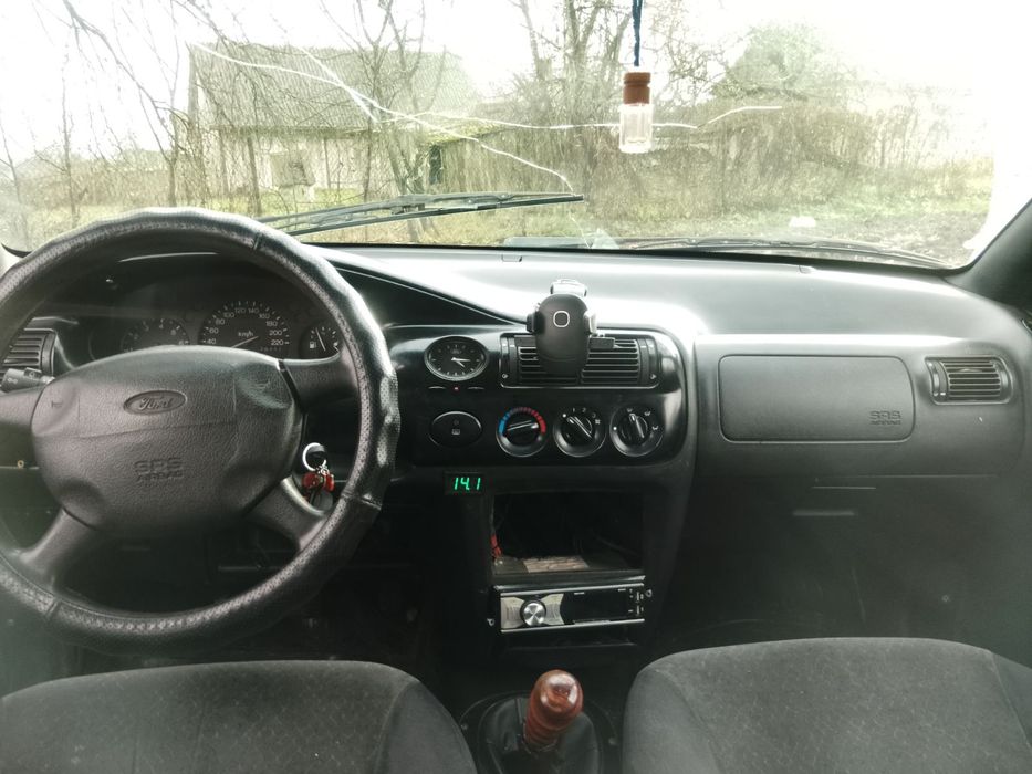 Продам Форд ескорт