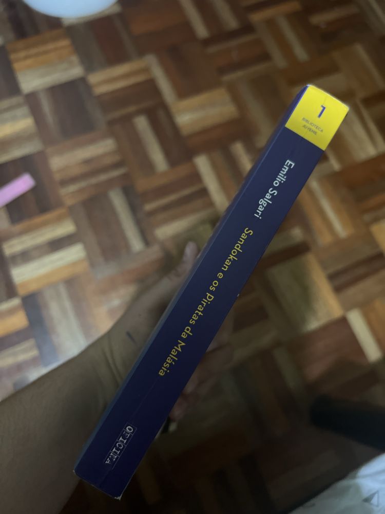 Livro Sandokan e os Piratas da Malásia