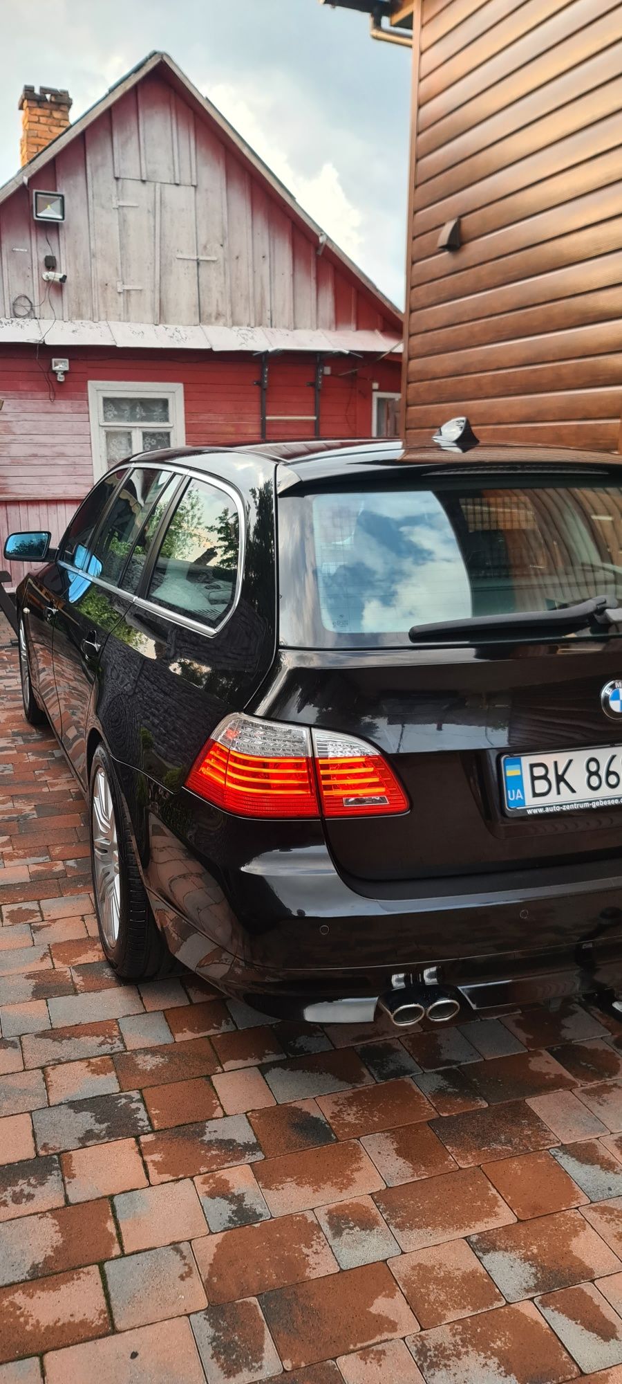Продам BMW E 61 пригнану з Німеччини в ідеальному стані , обслужену