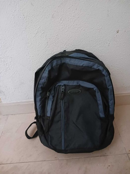 Mochila escolar boa