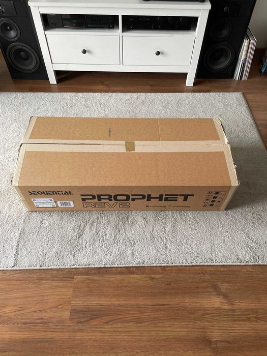 Sequential PROPHET REV2 - jak nowy