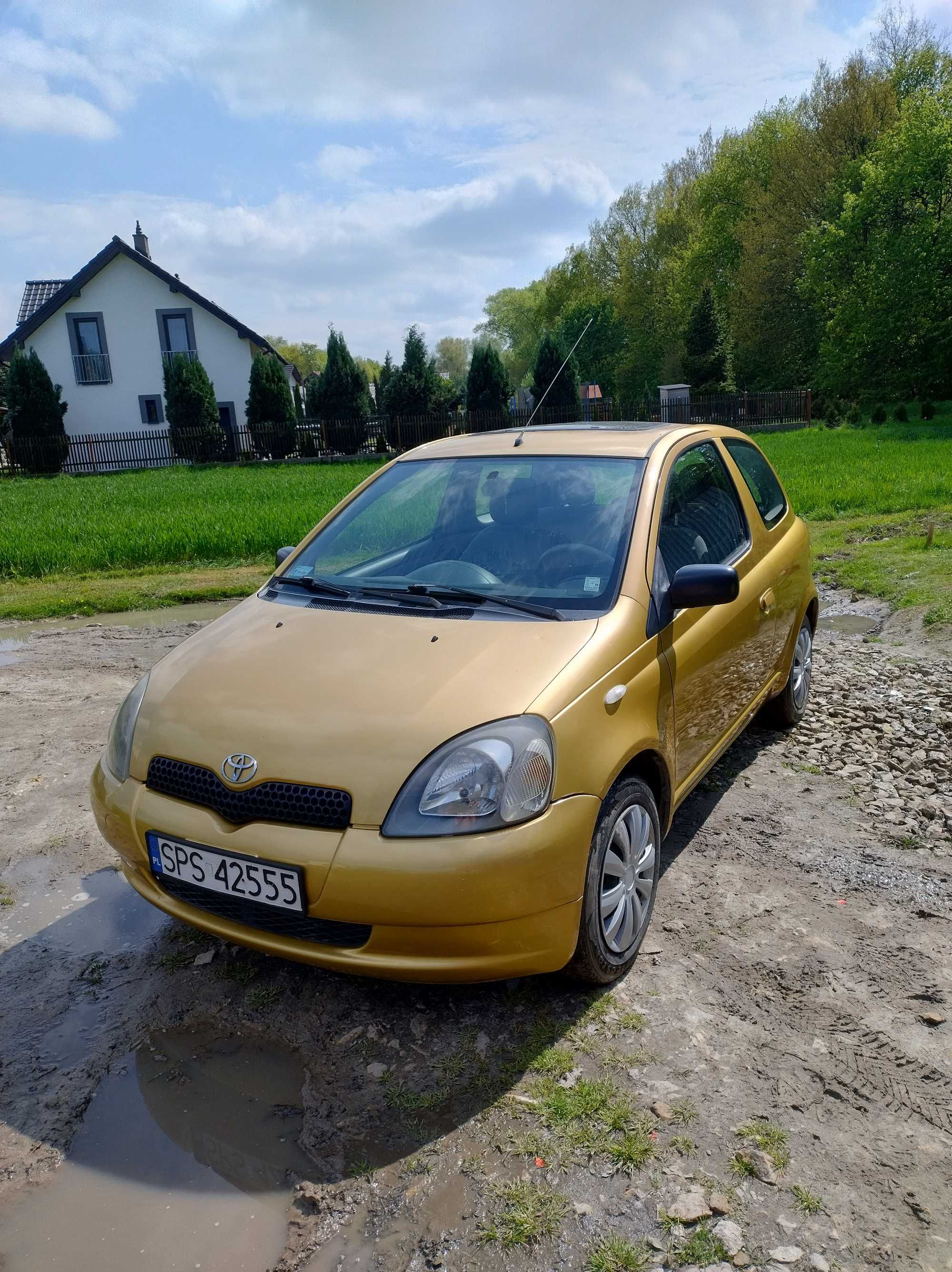 Toyta Yaris I999r. 1l. benzyna