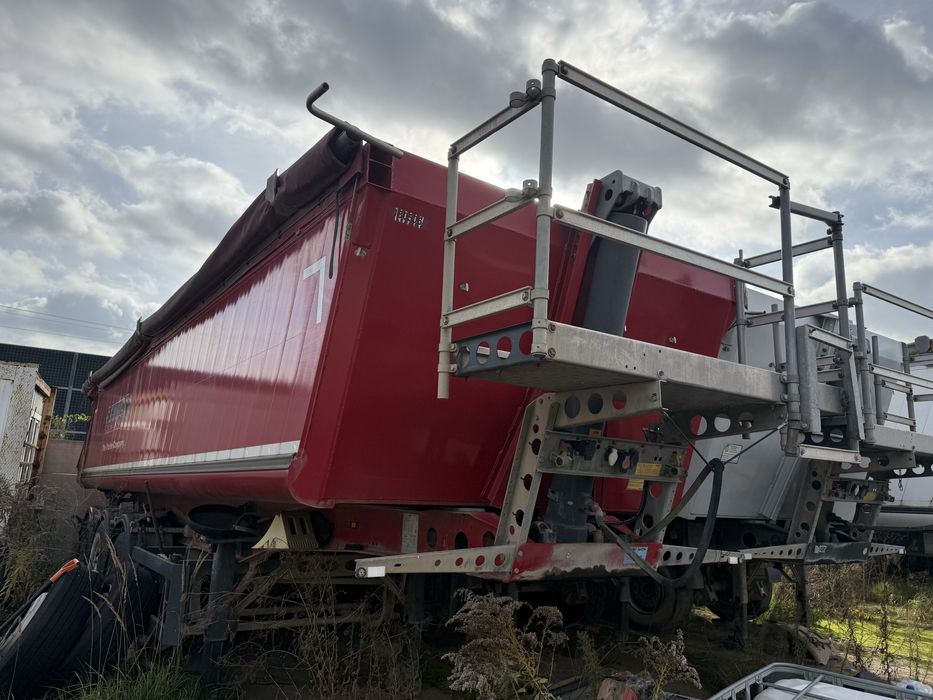 Naczepa schmitz wywrotka