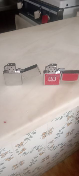 Isqueiros  Zippo e Benson