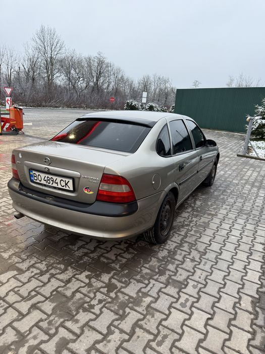 Опель Vectra b На ходу сів поїхав Всі питання по телефону!