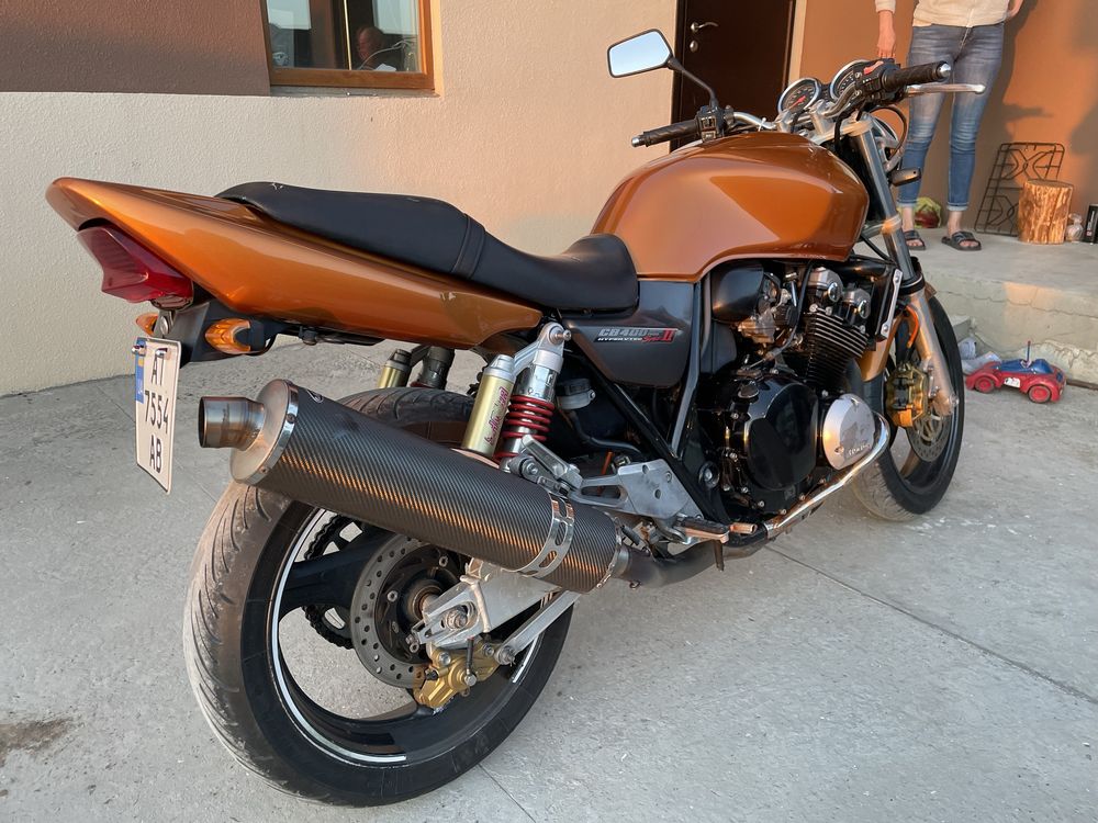 Honda cb 400 vtec2