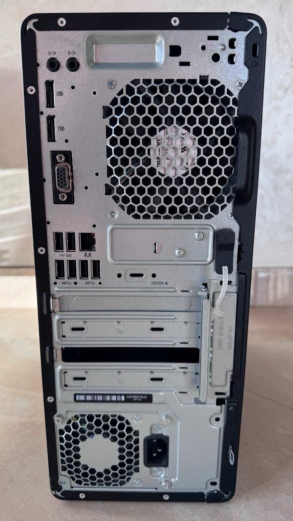 HP EliteDesk 800 G3 TWR Intel Core i5 6500 8DDR4 120SSD VGA DP W10