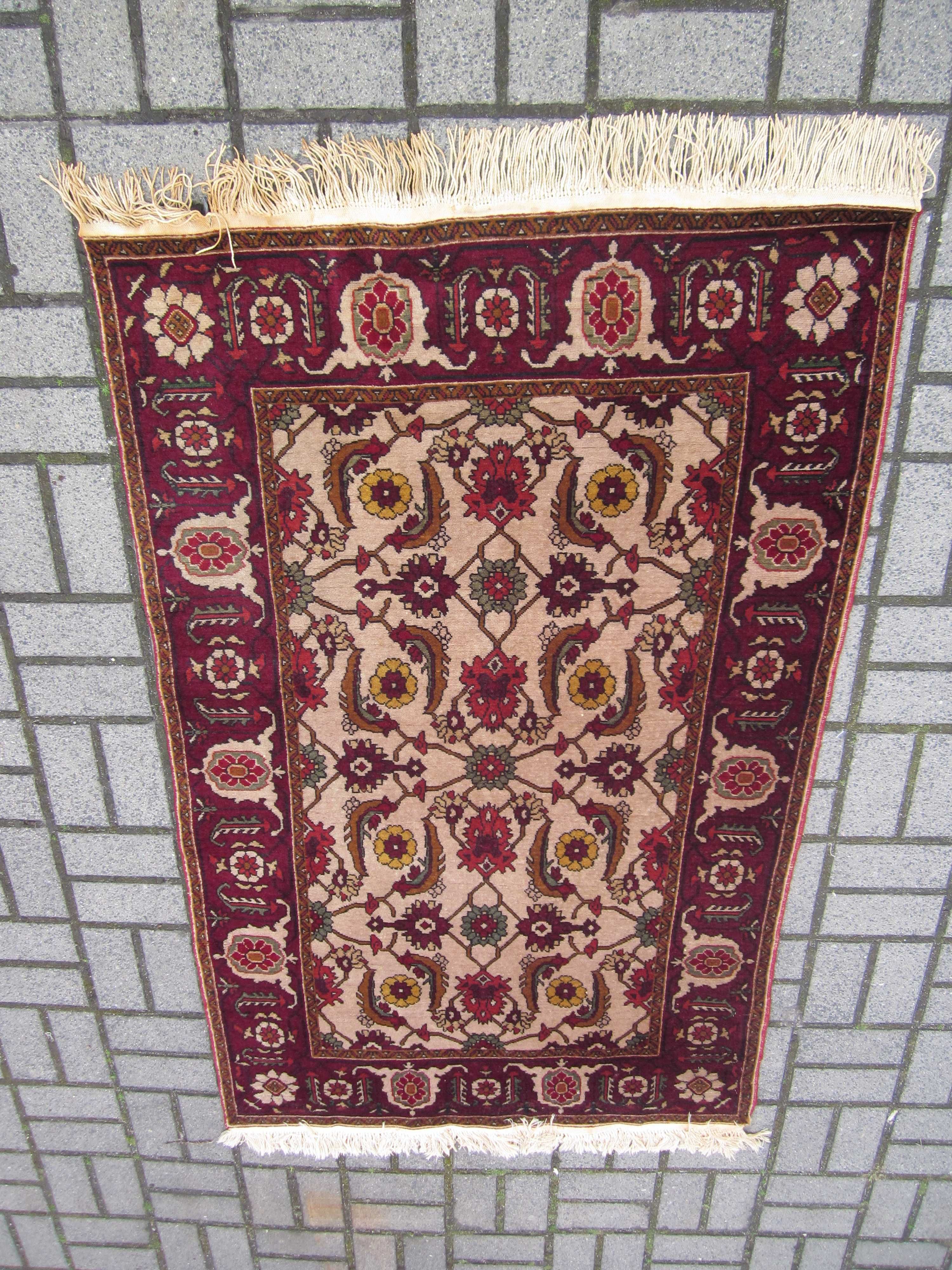 stary dywan ręcznie tkany antyk WyCzYszCZony
