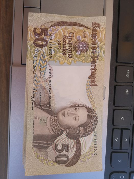 Série de 10 notas de 50$00 de 1968, números consecutivos