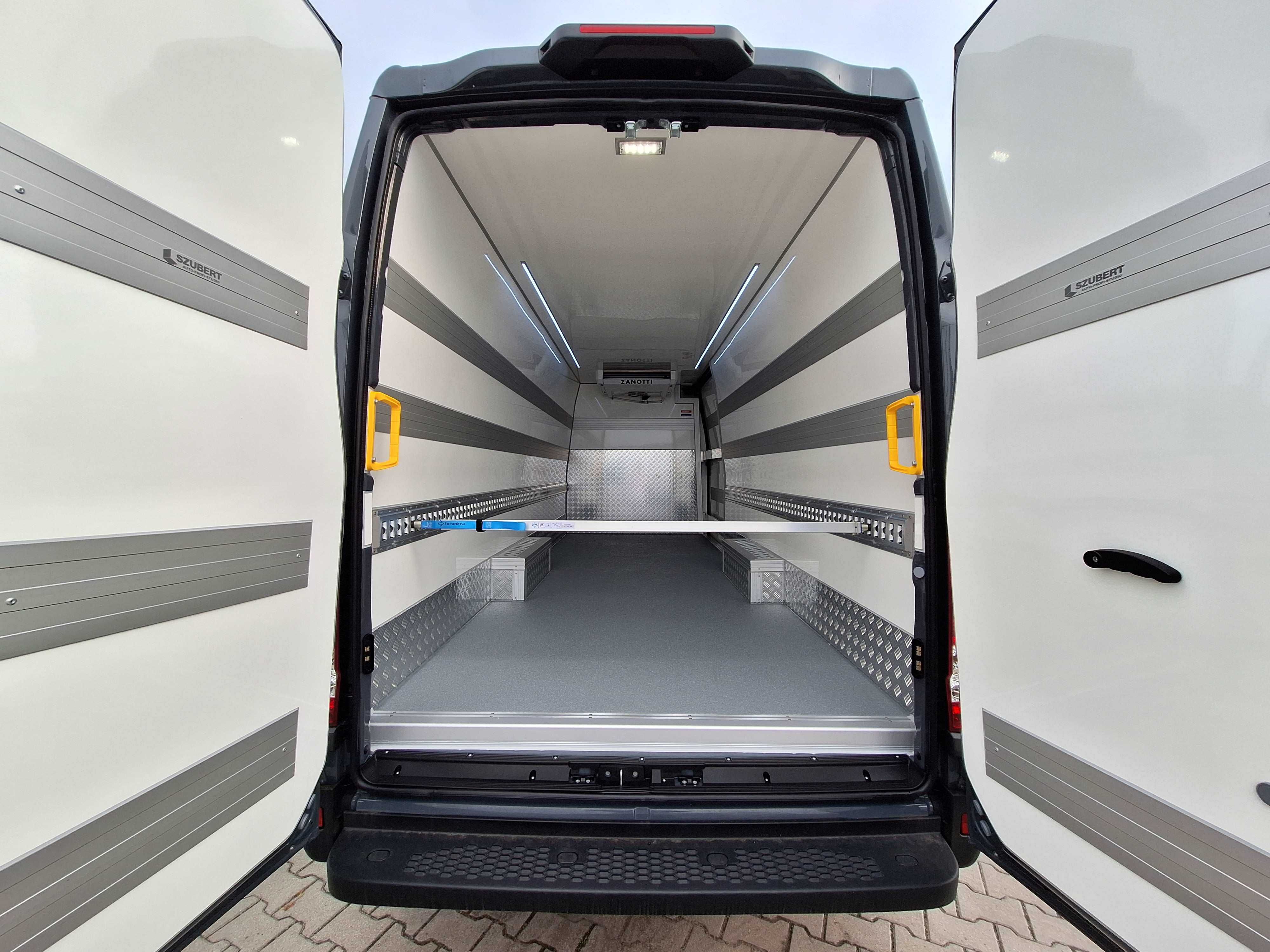 Wynajem #Iveco Daily #Bus #furgon #izoterma #agregat