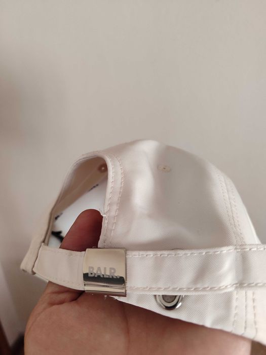 Boné original da BALR. Como novo! Desconto de 50%