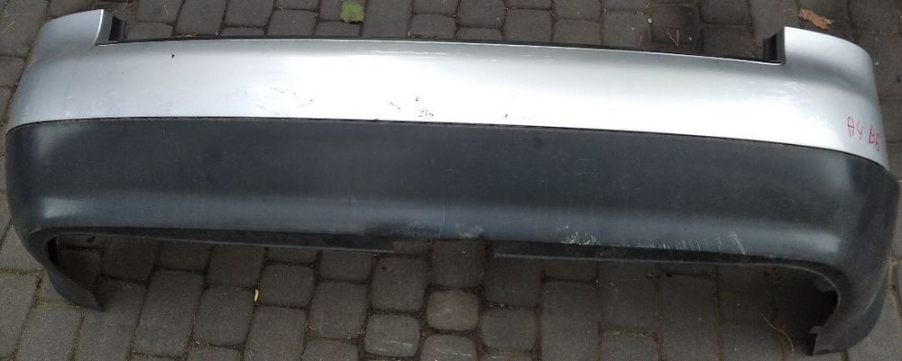 Audi A4 B6 kombi zderzak tyl tylny LA7W