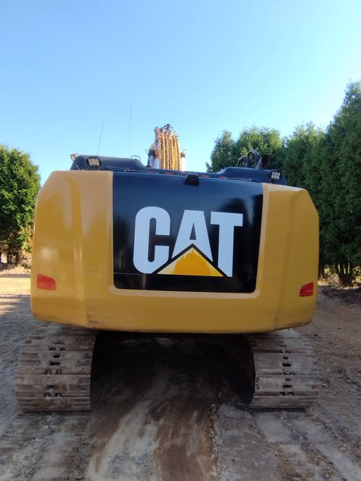 Koparka CAT 323E, gasienica CAT 950M