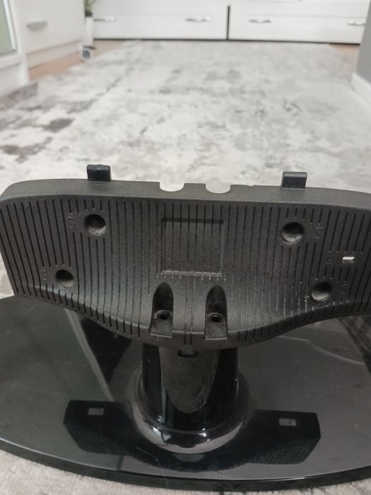 Підставка під телевізор