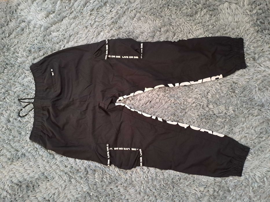 Czarne spodnie Black Squad