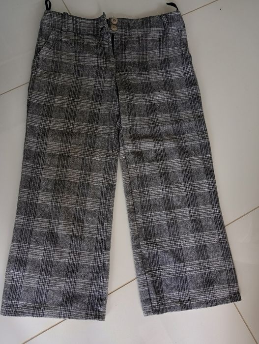 Spodnie 3/4, damskie, kratka, rozmiar 42, Cena 9 zl