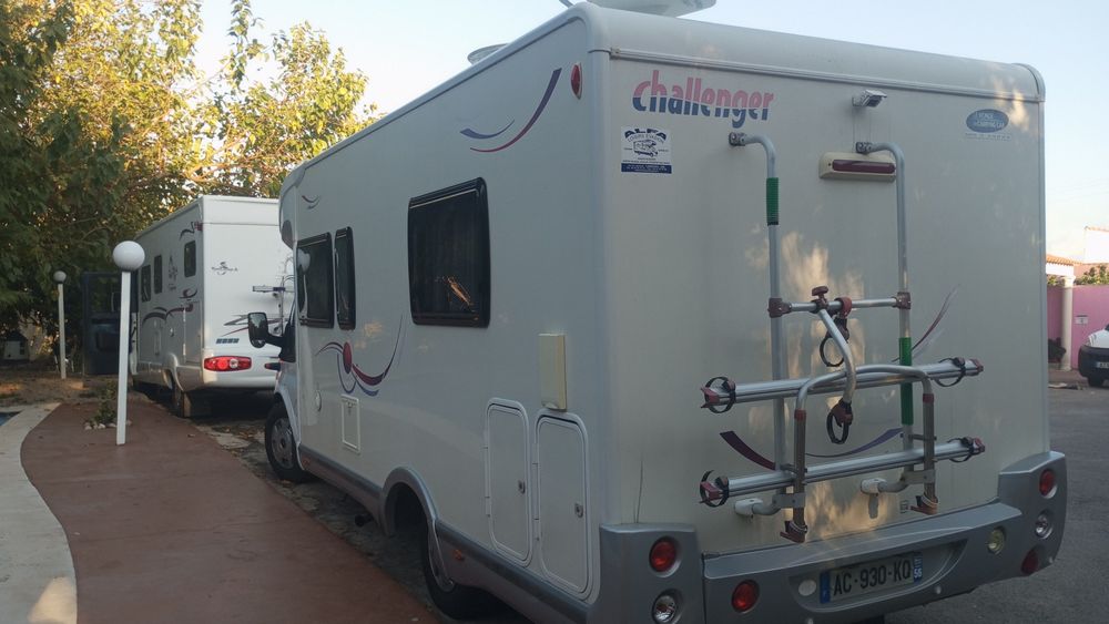 Autocaravana cama central de luxo ar condicionado