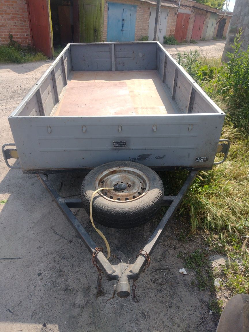 Причіп двухвісний