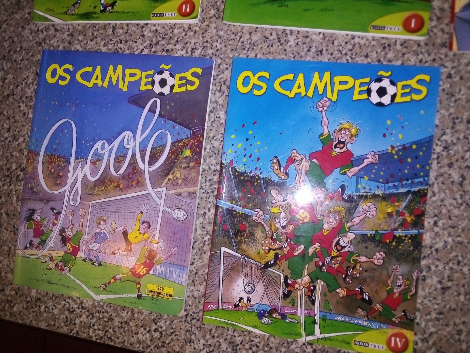 Conjunto de Banda Desenhada Os Campeões