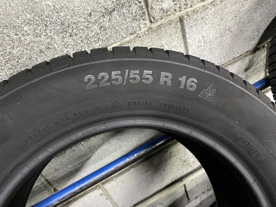 Зимові шини 225/55 R16 CONTINENTAL