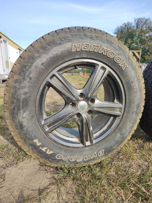 Aluminiowe felgi z oponami  Hankook 245/70/17