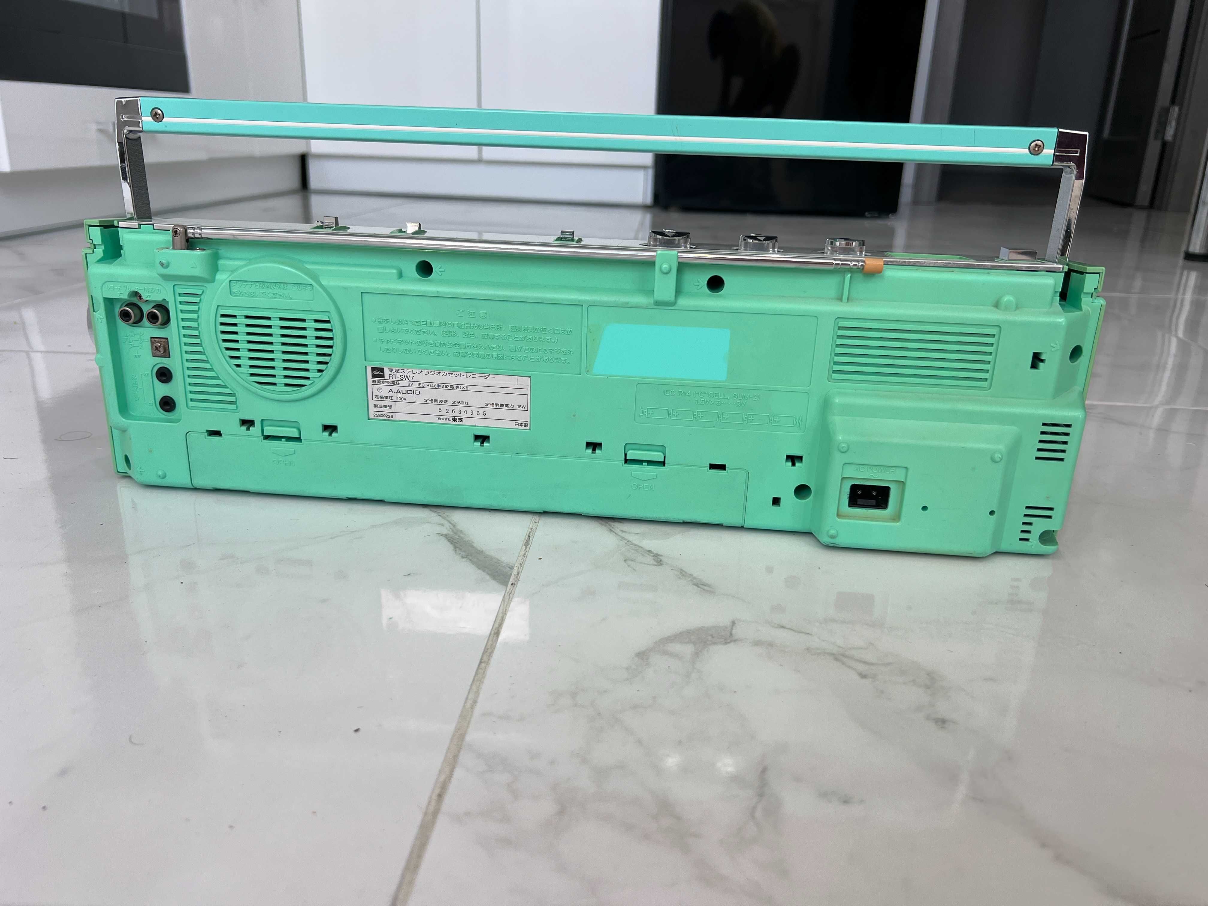 Вінтажна магнітола Toshiba RT-SW7