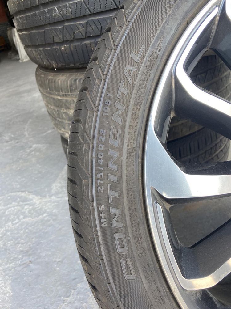 Колеса в сборе 5 шт.  Continental M+S 275/40R22 108Y