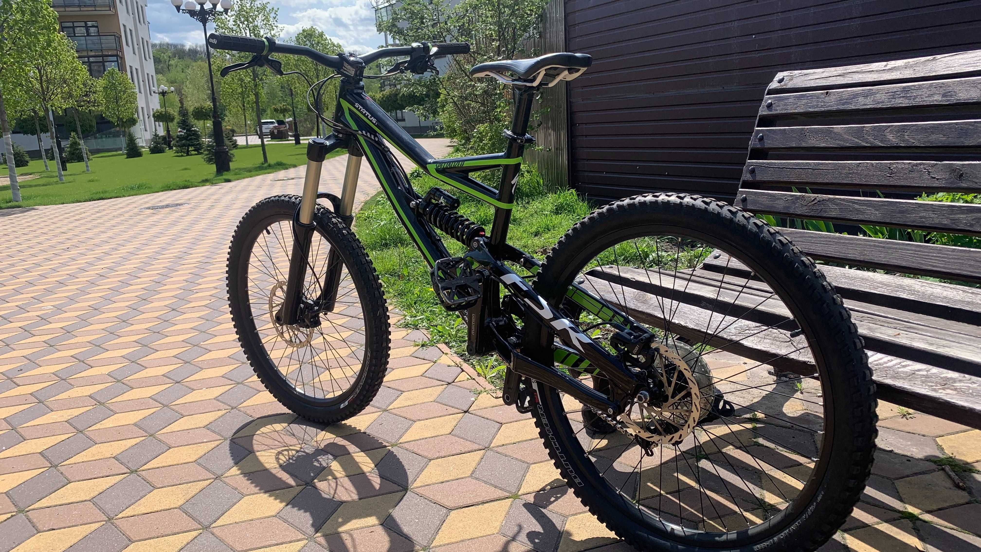 Велосипед Specialized Status