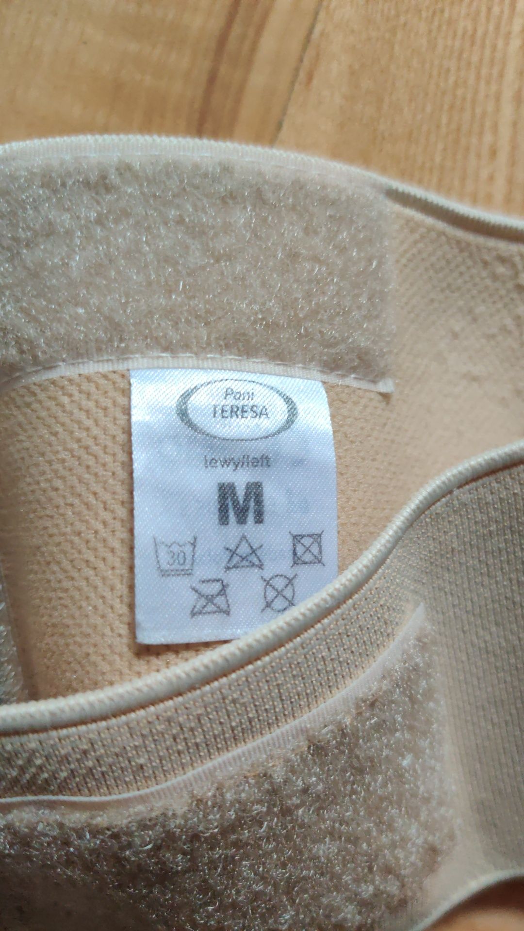 Pas pachwinowy na przepuklinę lewostronną