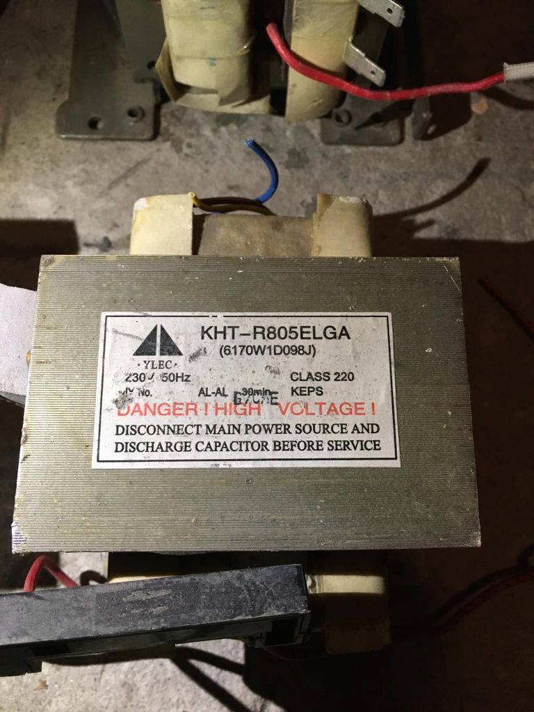 Transformator z kuchenki mikrofalowej