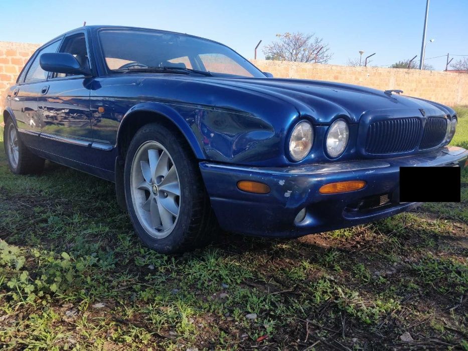 Jaguar XJ Sport V8 Auto 3.2 1999, X-Type 2.0d 2006 Para Peças