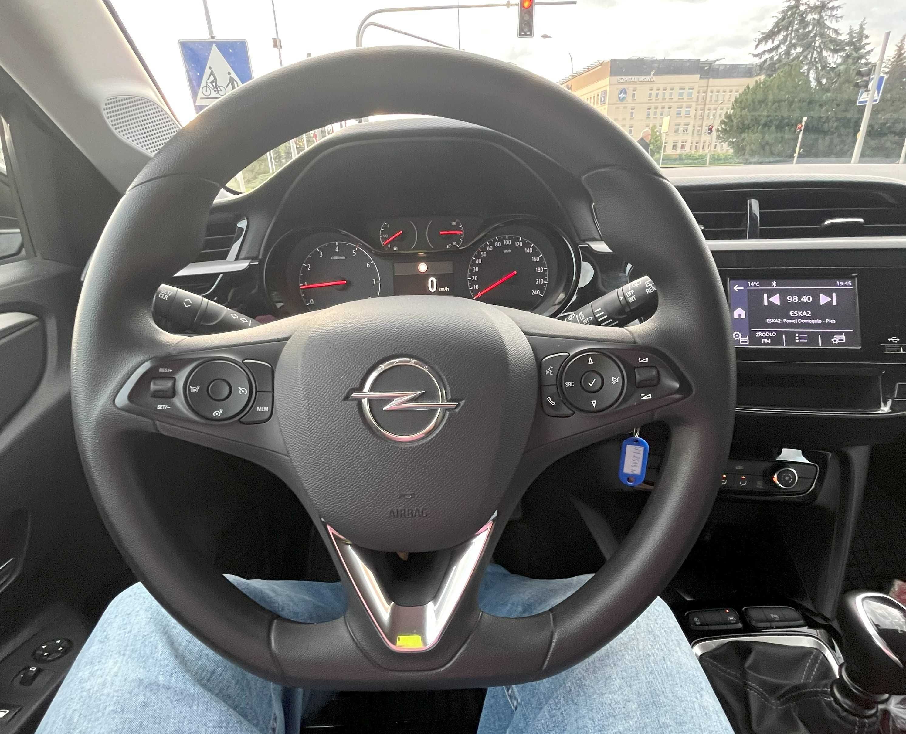 OPEL CORSA 1,2benzyna  rok2020 PL. salon 100KM