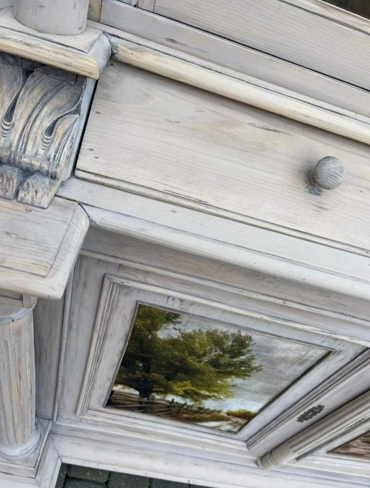 Kredens po metamorfozie