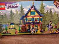 LEGO  41683 Friends - Leśne centrum jeździeckie