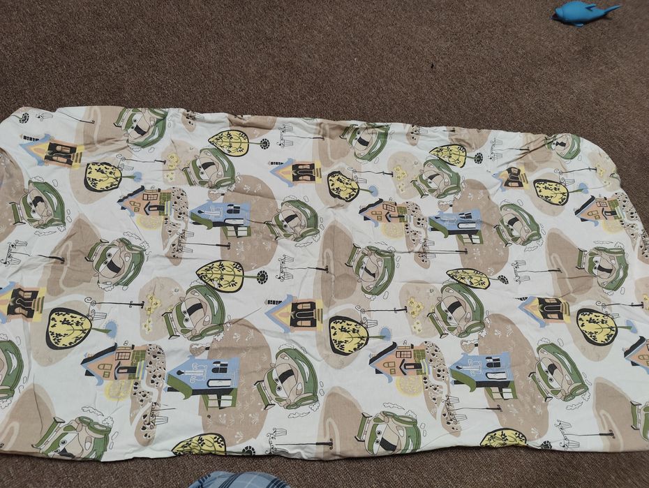 Балдахін на дитяче ліжко /тримач для балдахіну, ковдра, наматрацник