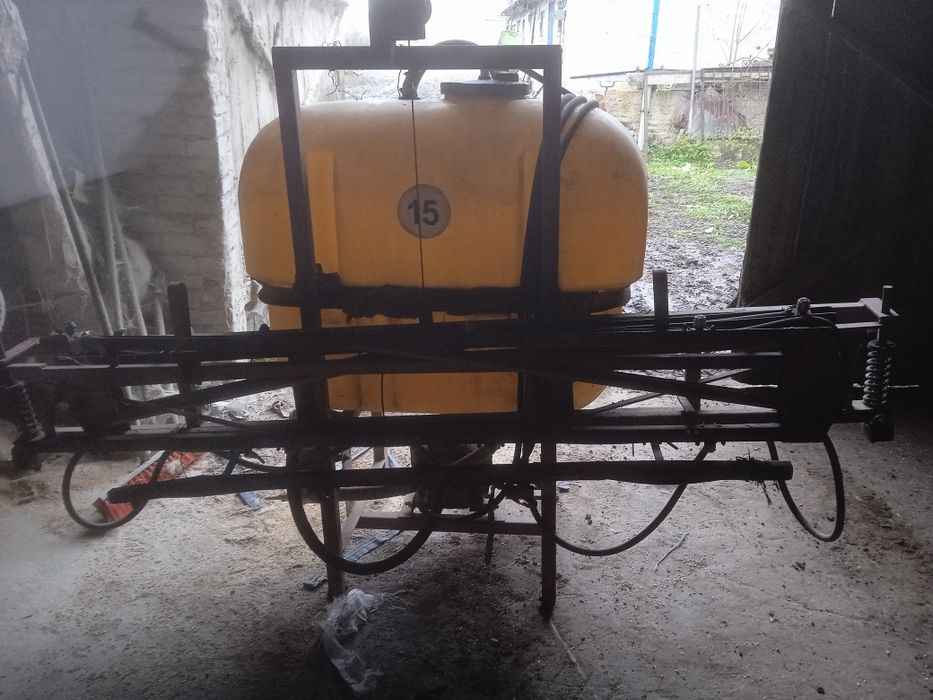 Sprzedam opryskiwacz 400 l
