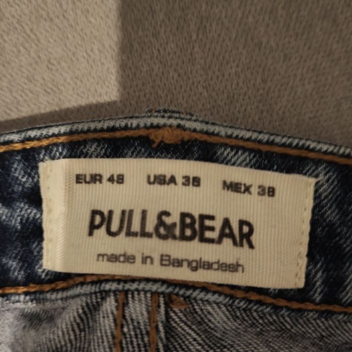 Spodnie męskie firmy Pull and Bear
