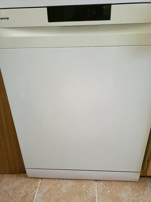 Посудомийна машина бренду Gorenje