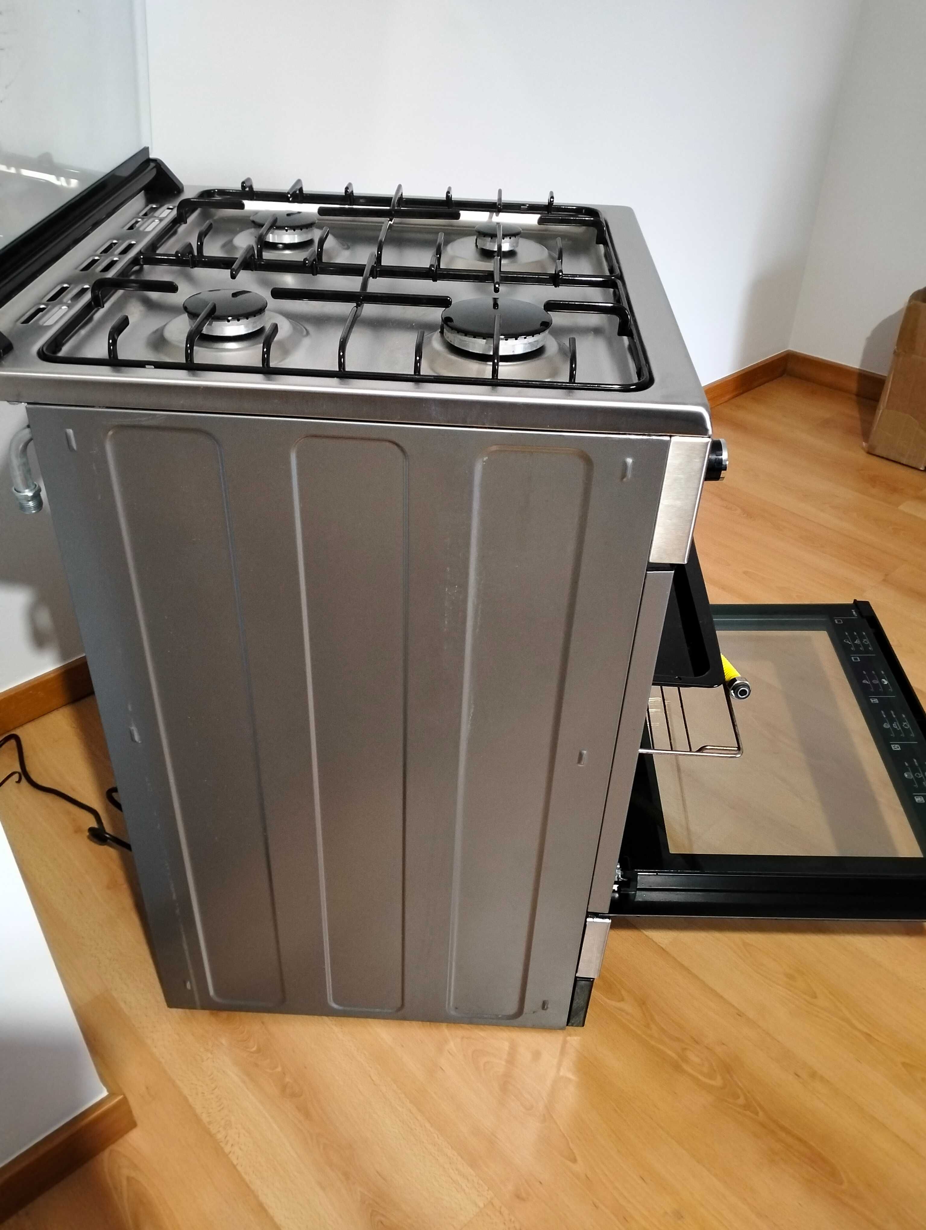 Fogão beko fsm62320dxs