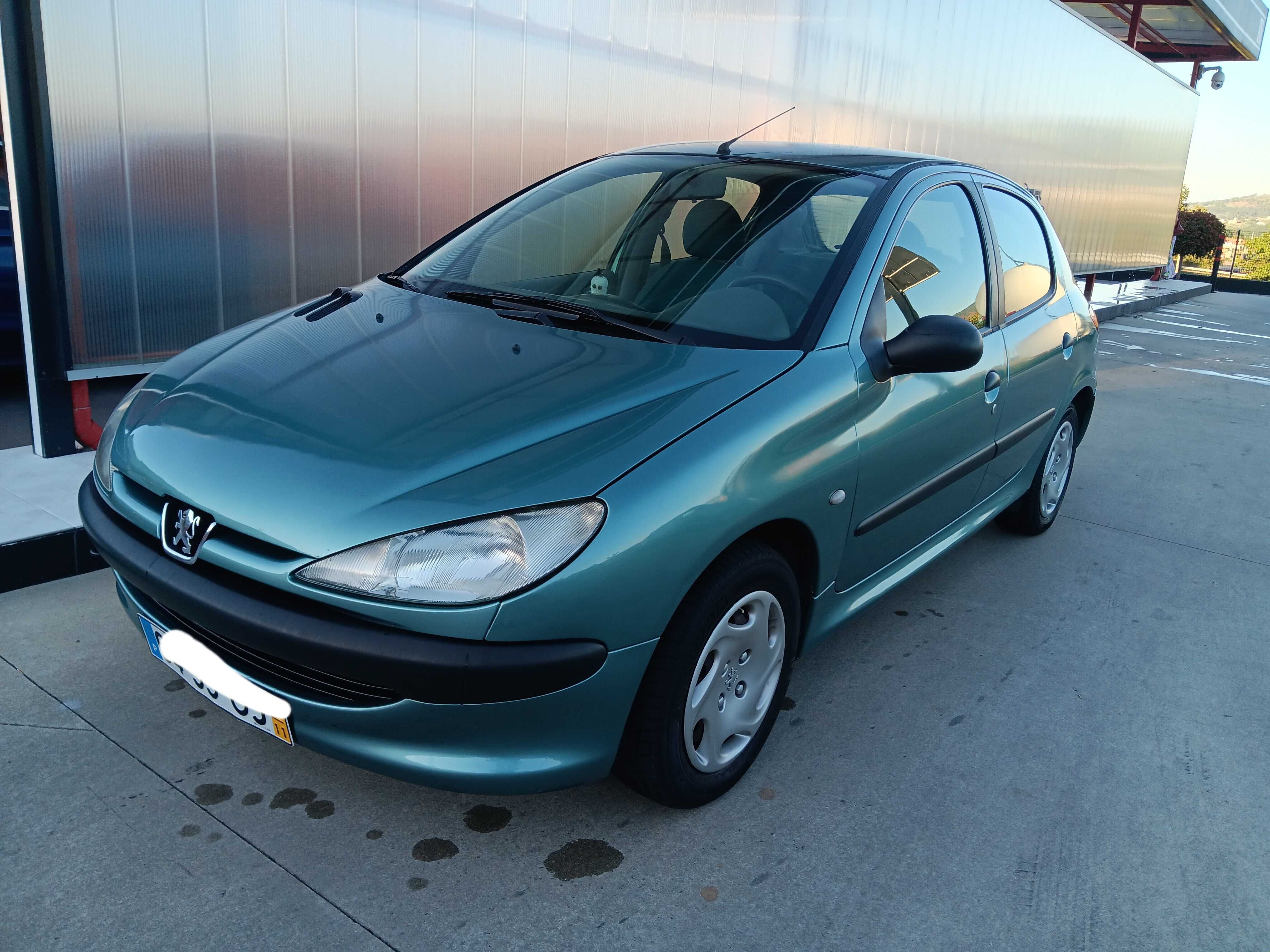 Peugeot 206. 1.1