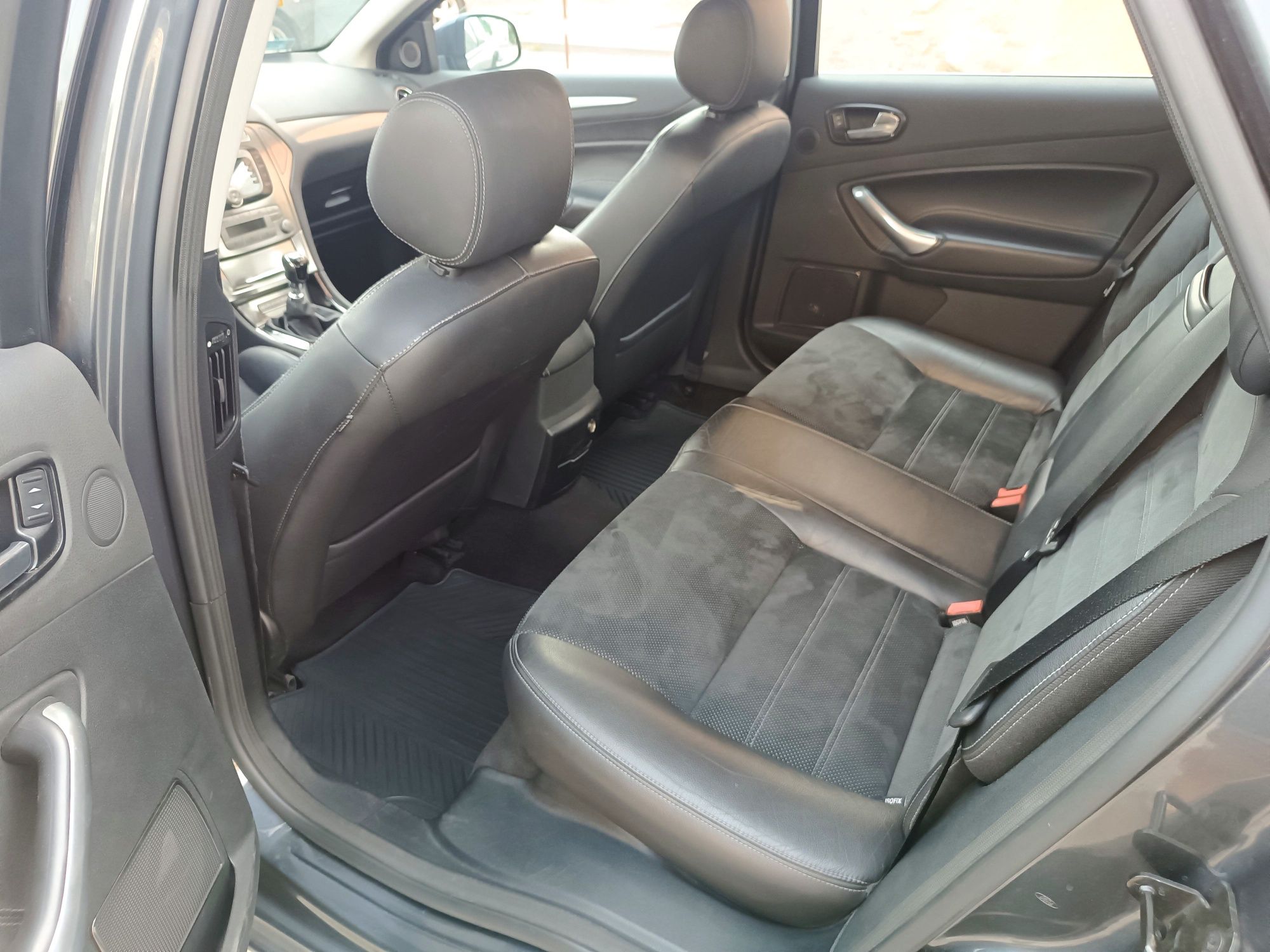 Ford Mondeo MK4 2.0TDCI 140KM#Titanium#CONVERS#Skóra#Xenon#KEYLESS GO!
