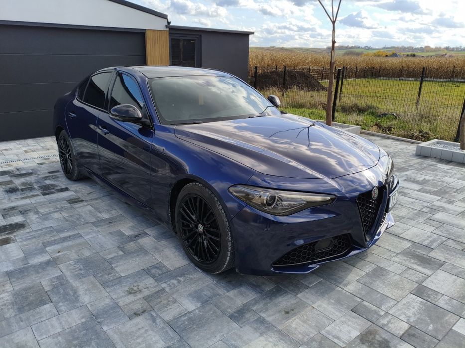 Alfa Romeo Giulia  RWD, tryb RACE, PPF