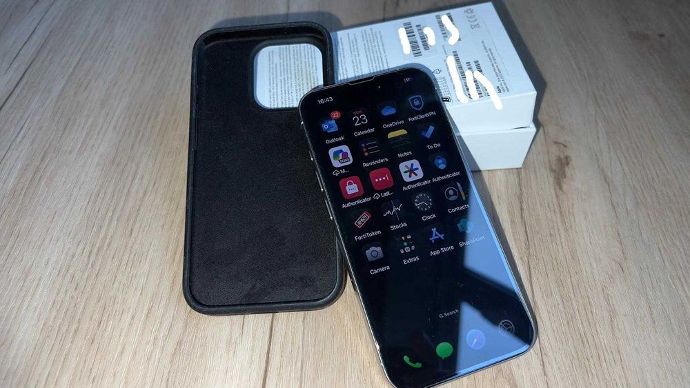 iPhone 15 Pro 1 Terabyte Branco Titâneo Novo !