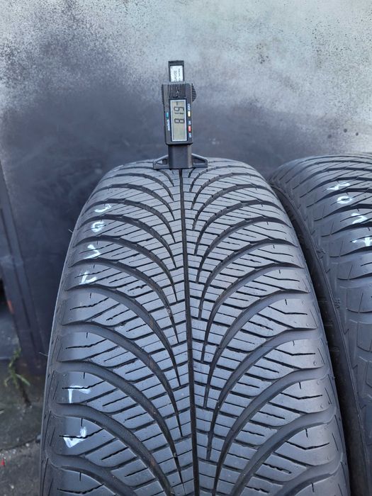 225/65/17 Goodyear Vector 4Seasons GEN-2 SUV  8mm JAK NOWE 2szt